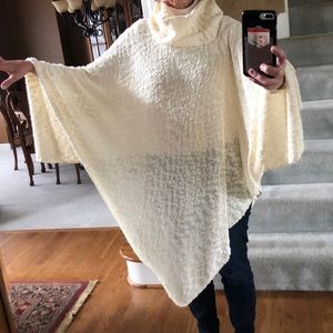 Cream poncho